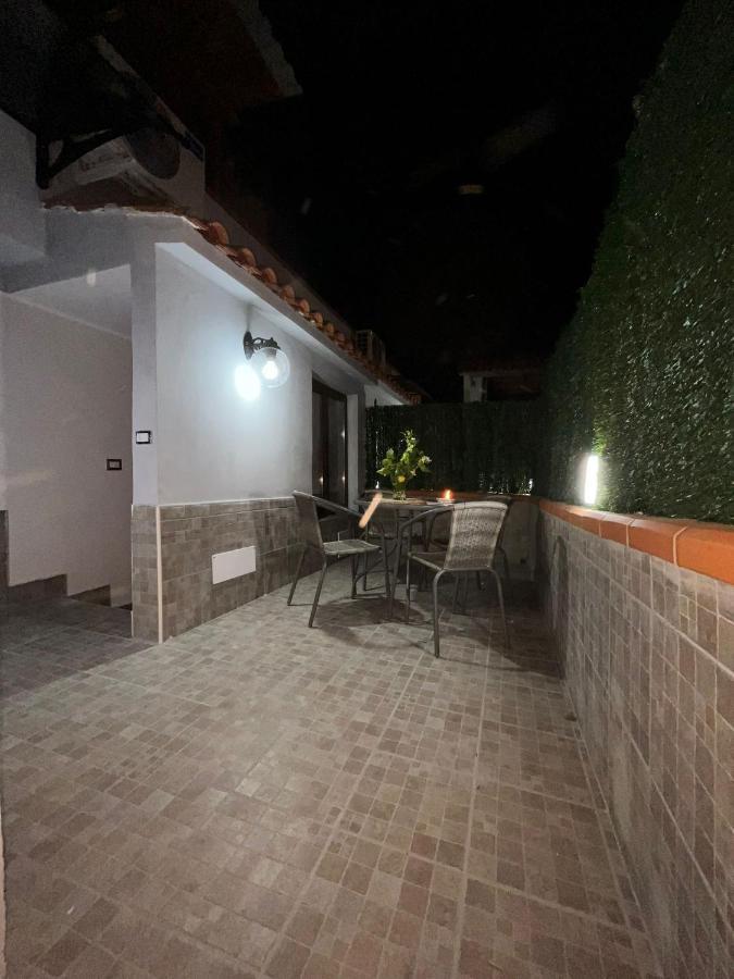 Maremonti Apartments Castellammare di Stabia Exterior foto