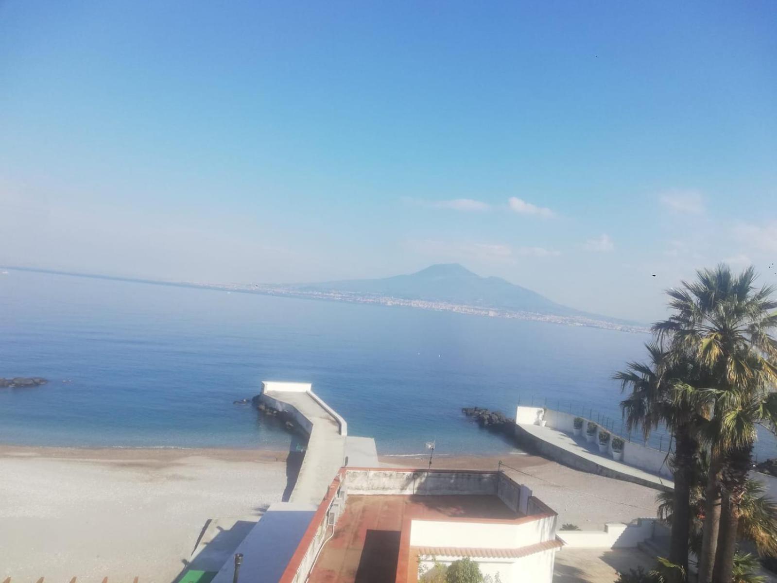 Maremonti Apartments Castellammare di Stabia Exterior foto